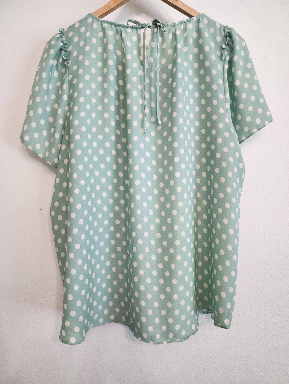Lauren Conrad Green and Cream Polka Dot Short Sleeve Blouse Size XL - Picture 8 of 10